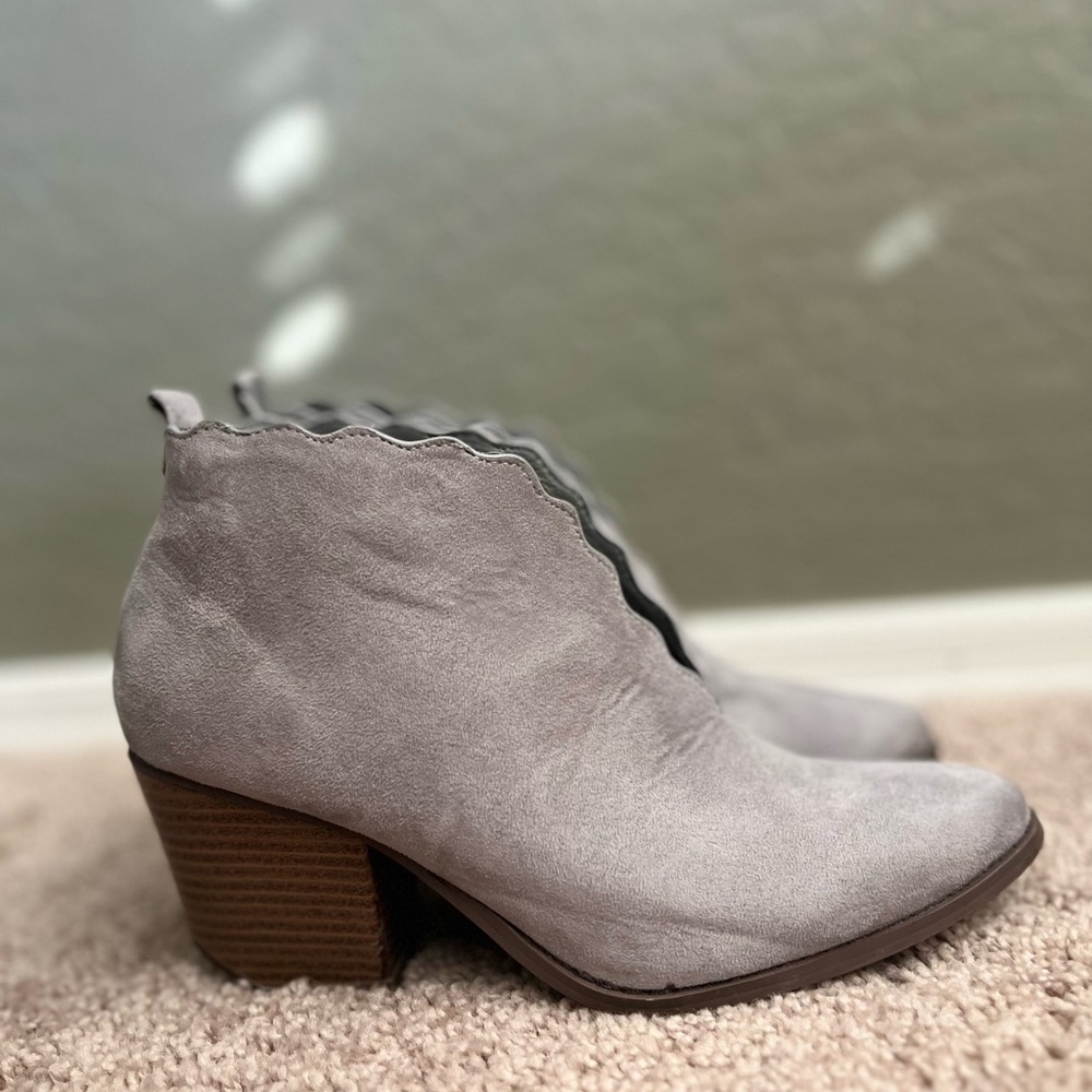 Beast Fashion Irene -02 Grey suede Boots